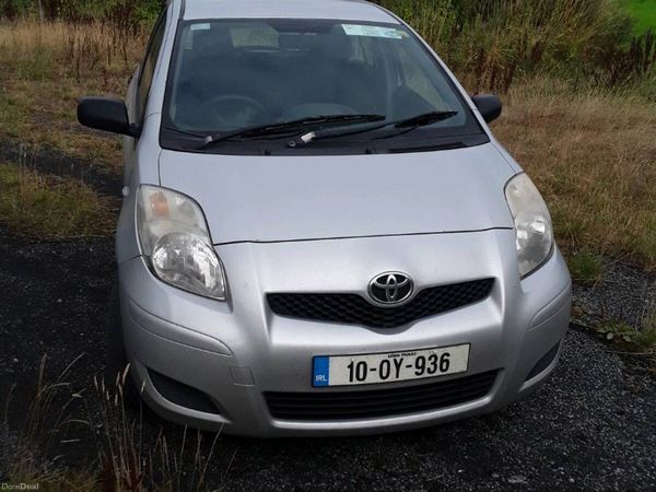 Toyota Yaris Hatchback, Diesel, 2010, Silver