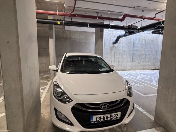 Hyundai i30 Hatchback, Petrol, 2013, White