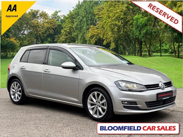Volkswagen Golf Hatchback, Petrol, 2015, Silver