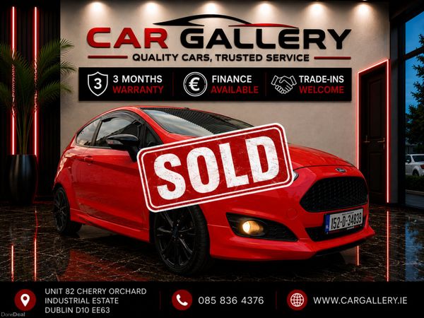 Ford Fiesta Hatchback, Petrol, 2015, Red