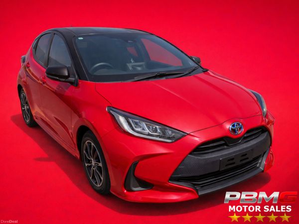 Toyota Yaris Hatchback, Petrol, 2021, Red