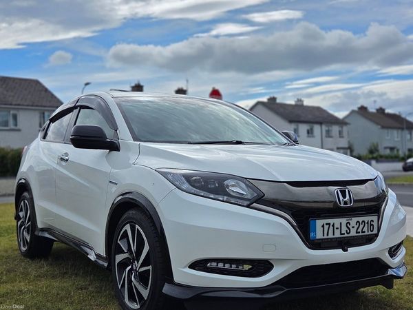 Honda Vezel Estate, Petrol Hybrid, 2017, White
