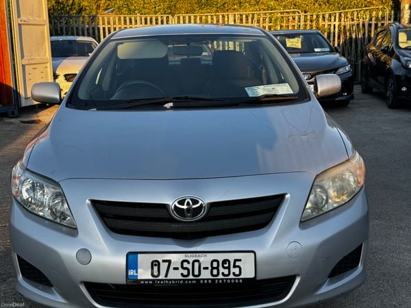 Toyota Corolla Saloon, Petrol, 2007, Silver