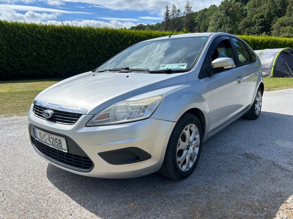 Ford Focus Hatchback, Diesel, 2010, Silver