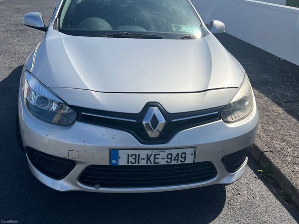 Renault Fluence Saloon, Diesel, 2013, Silver