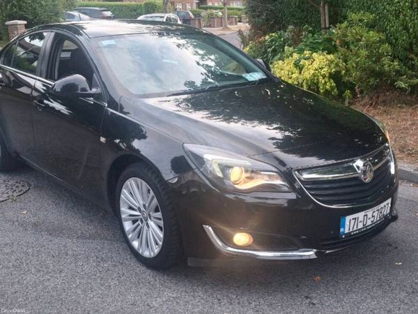 Vauxhall Insignia Hatchback, Petrol, 2017, Black