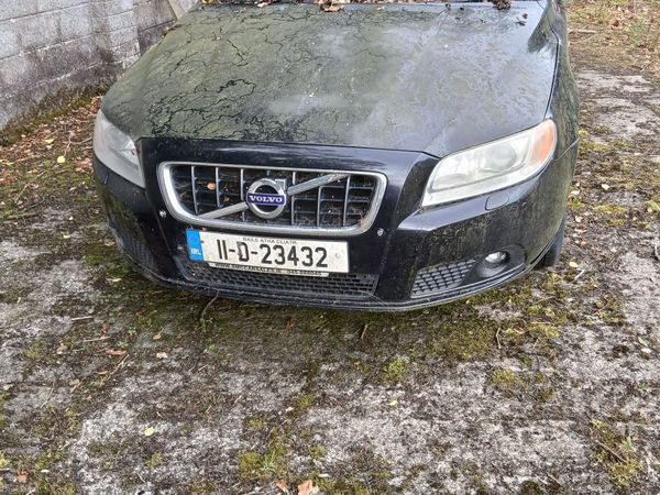 Volvo V70 Estate, Diesel, 2011, Black