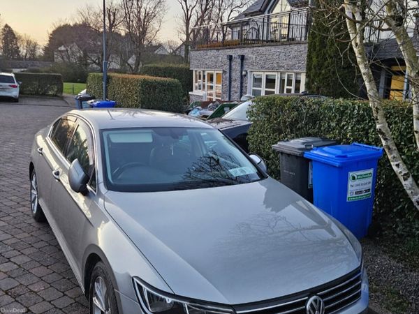 Volkswagen Passat Saloon, Diesel, 2017, Grey