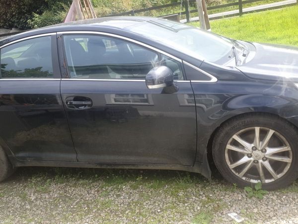 Toyota Avensis Saloon, Diesel, 2011, Black
