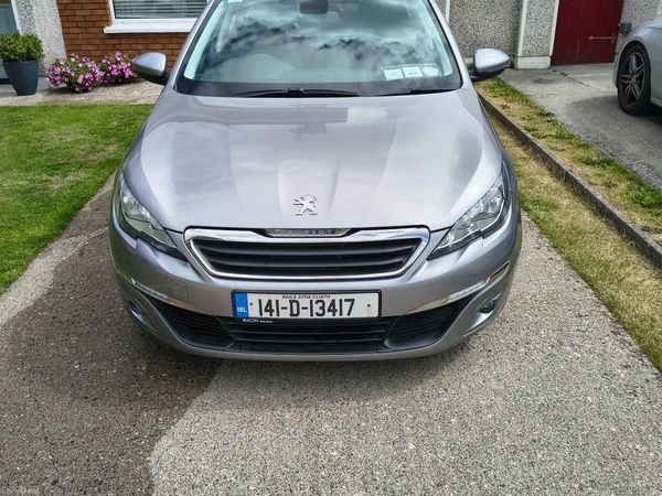 Peugeot 308 Hatchback, Diesel, 2014, Grey