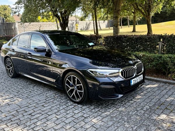 BMW 5-Series Saloon, Petrol Plug-in Hybrid, 2023, Black