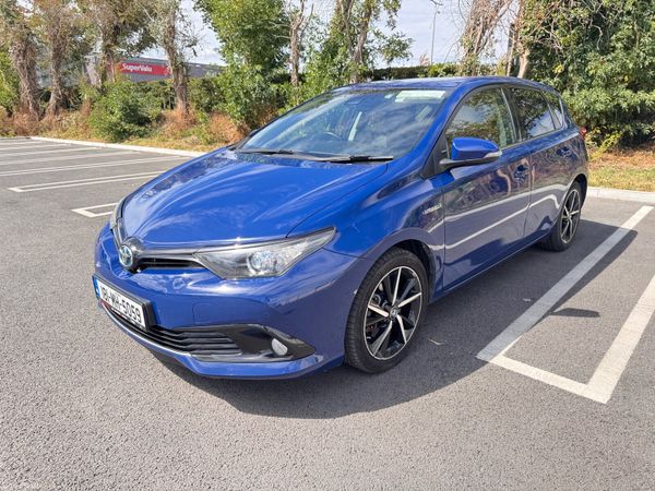 Toyota Auris Hatchback, Petrol Hybrid, 2018, Blue