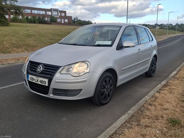 Volkswagen Polo Hatchback, Diesel, 2009, Silver