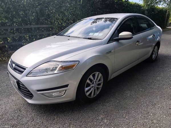 Ford Mondeo Hatchback, Diesel, 2013, Silver