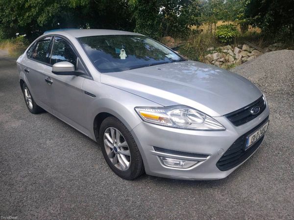 Ford Mondeo Hatchback, Diesel, 2013, Silver
