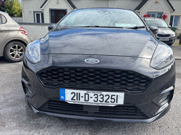 Ford Fiesta Hatchback, Petrol, 2021, Black