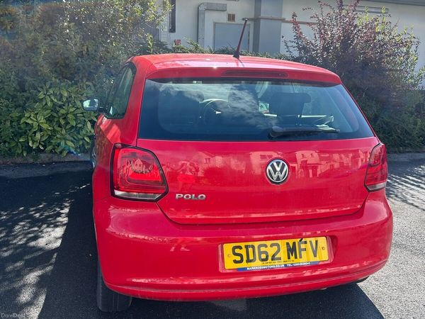 Volkswagen Polo Hatchback, Petrol, 2012, Red