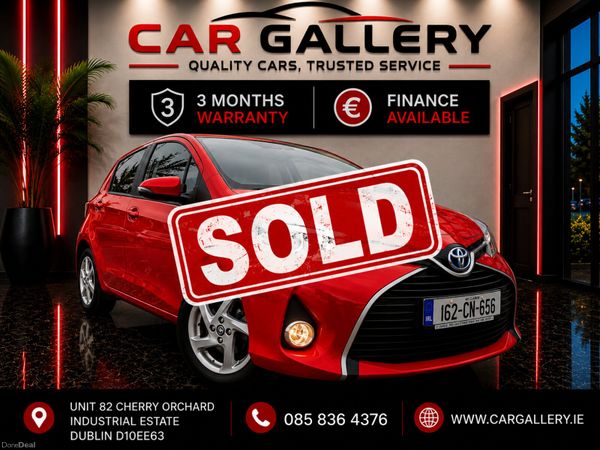 Toyota Yaris Hatchback, Petrol Hybrid, 2016, Red
