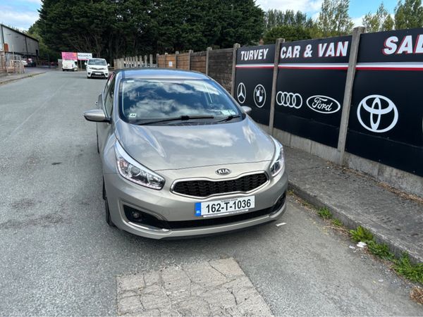 Kia Ceed Hatchback, Diesel, 2016, Silver