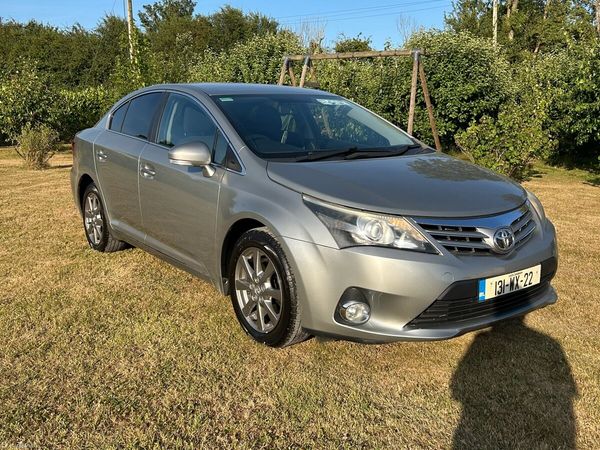 Toyota Avensis Saloon, Diesel, 2013, Grey