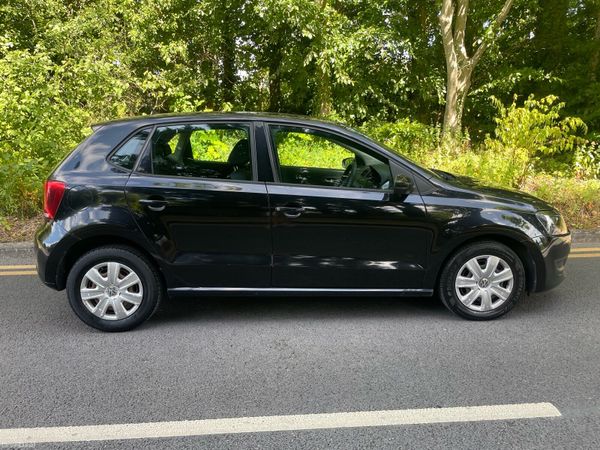 Volkswagen Polo Hatchback, Petrol, 2012, Black
