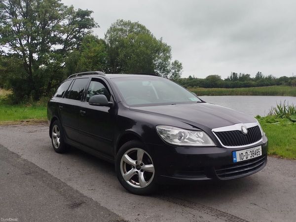 Skoda Octavia Estate, Diesel, 2010, Black