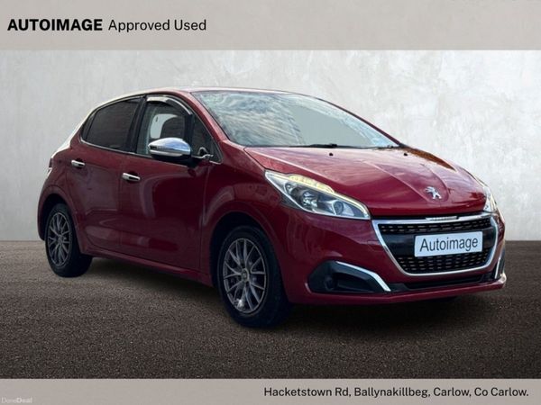 Peugeot 208 Hatchback, Petrol, 2016, Red