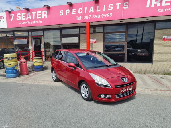 Peugeot 5008 MPV, Diesel, 2010, Red