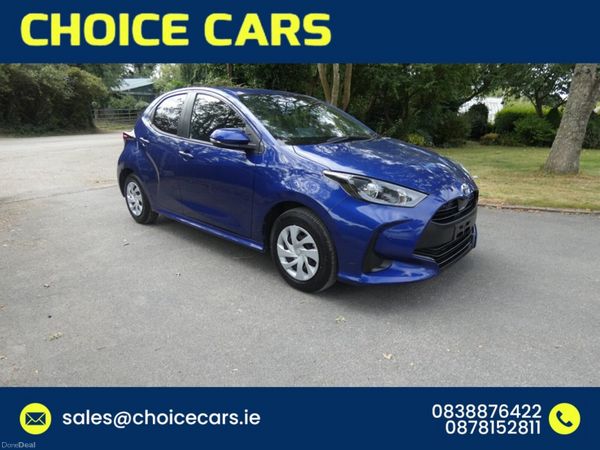 Toyota Yaris Hatchback, Petrol Hybrid, 2022, Blue