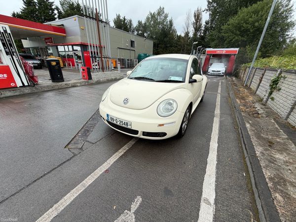 Volkswagen Beetle Hatchback, Petrol, 2009, Beige
