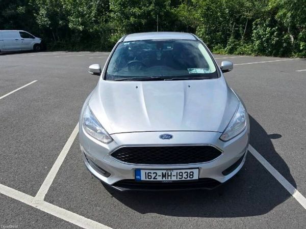 Ford Focus Hatchback, Petrol, 2016, Silver