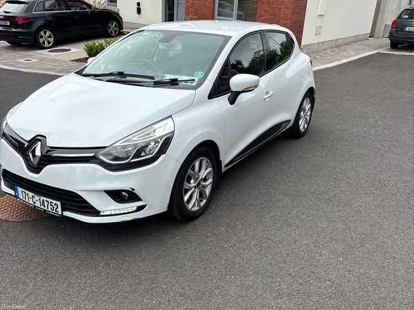 Renault Clio Hatchback, Petrol, 2017, White