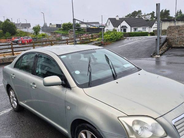 Toyota Avensis Saloon, Petrol, 2006, Green