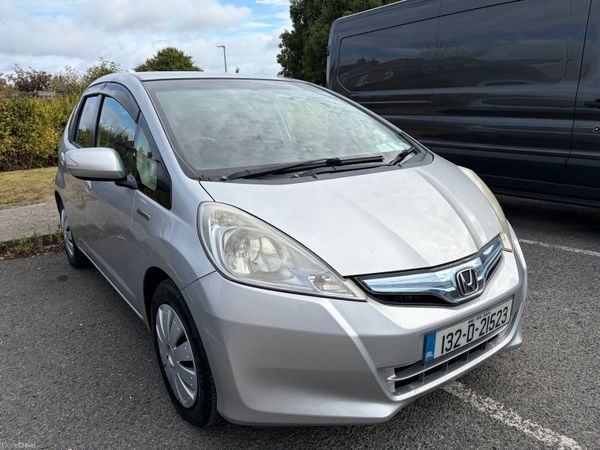 Honda Fit Hatchback, Petrol Hybrid, 2013, Silver