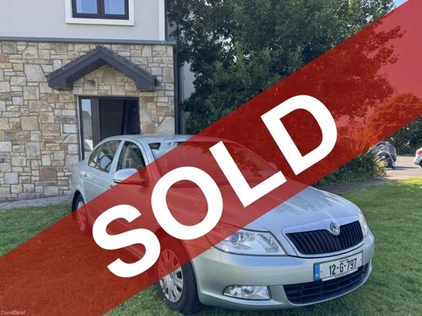 Skoda Octavia Saloon, Diesel, 2012, Green