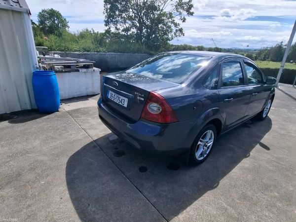 Ford Focus Saloon, Diesel, 2009, Grey