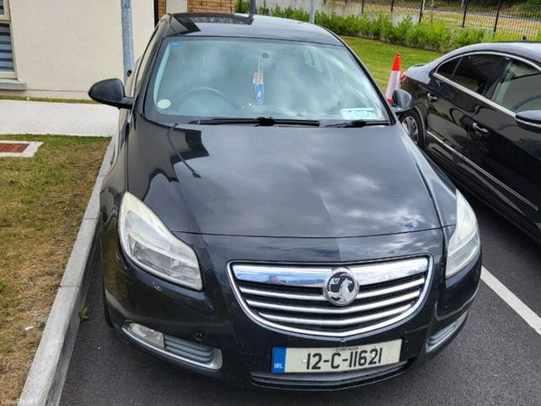 Vauxhall Insignia Hatchback, Diesel, 2012, Black