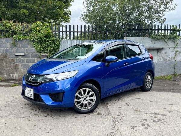 Honda Fit Hatchback, Petrol Hybrid, 2015, Blue