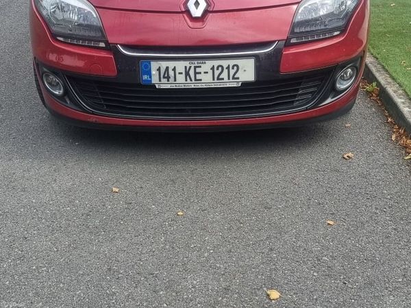 Renault Megane Hatchback, Diesel, 2014, Red