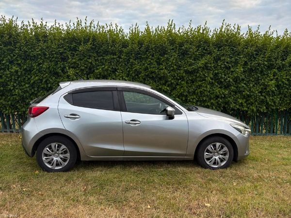 Mazda Demio MPV, Petrol, 2015, Grey