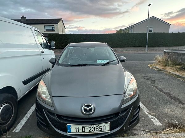 Mazda Mazda3 Saloon, Diesel, 2011, Grey