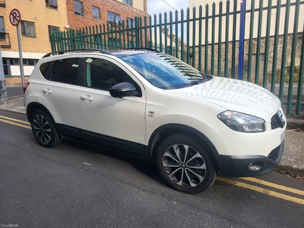Nissan Qashqai SUV, Diesel, 2013, White
