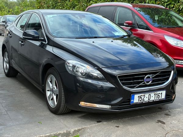 Volvo V40 Hatchback, Diesel, 2015, Black
