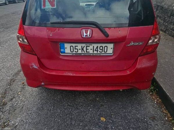 Honda Jazz Hatchback, Petrol, 2005, Red