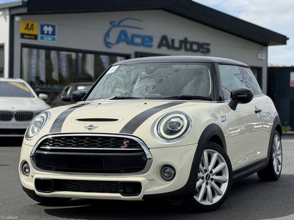 Mini Cooper Hatchback, Diesel, 2021, White