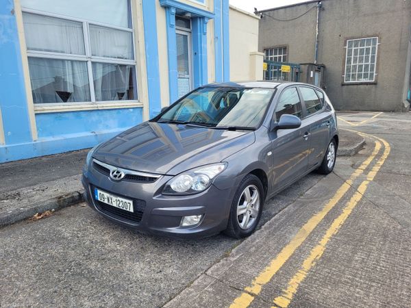 Hyundai i30 Hatchback, Diesel, 2009, Grey