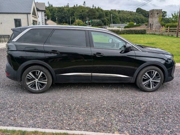 Peugeot 5008 MPV, Diesel, 2021, Black