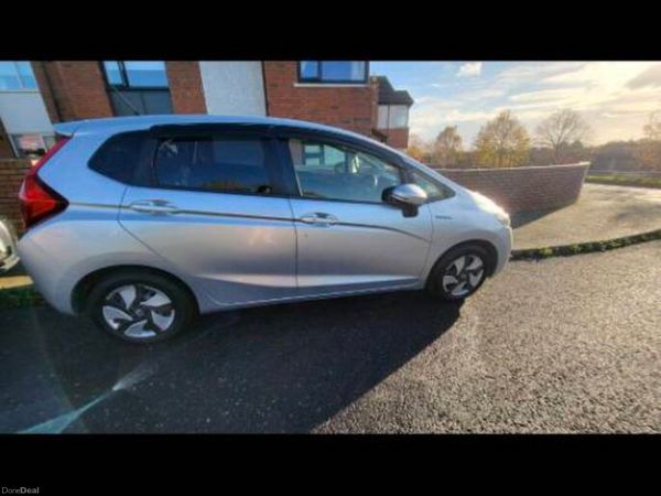Honda Fit Hatchback, Petrol Hybrid, 2015, Silver
