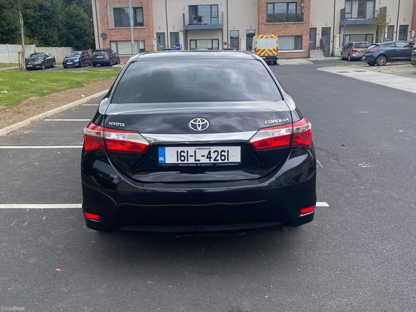 Toyota Corolla Saloon, Diesel, 2016, Black