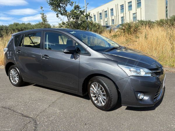 Toyota Verso MPV, Diesel, 2017, Grey
